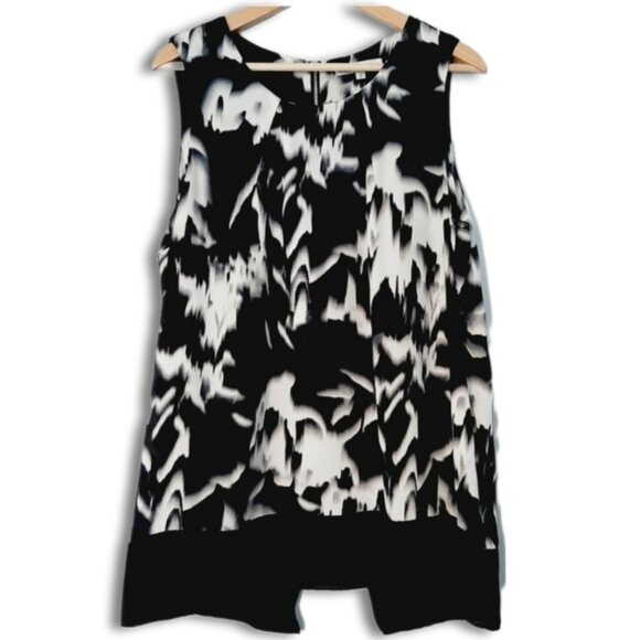 CLEO Split Back Abstract Black and White Sleeveless Top XL Petite - Picture 1 of 12
